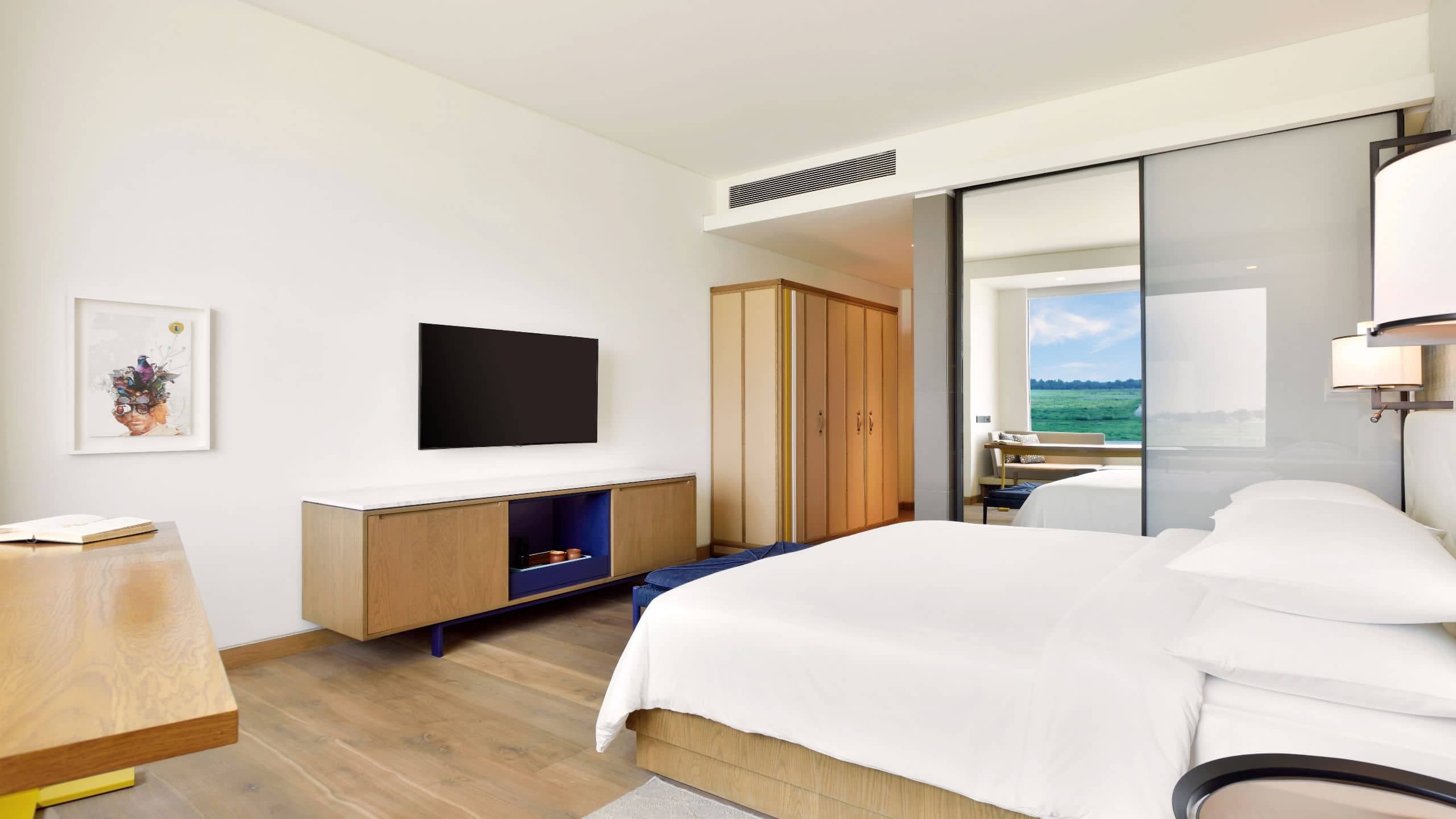 2 of 4 Andaz Delhi King Room