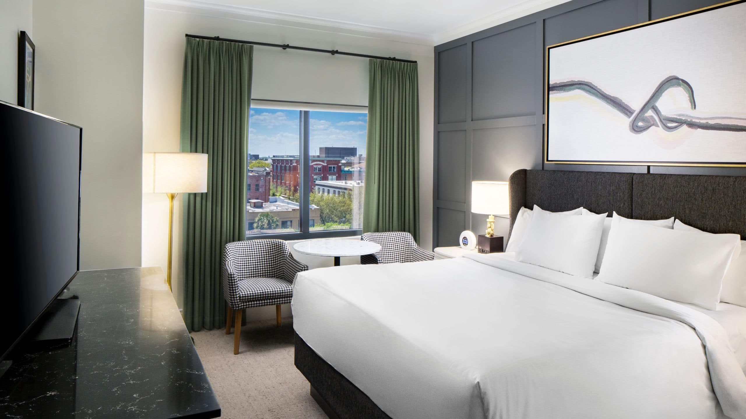 1/3 Andaz Savannah Standard King