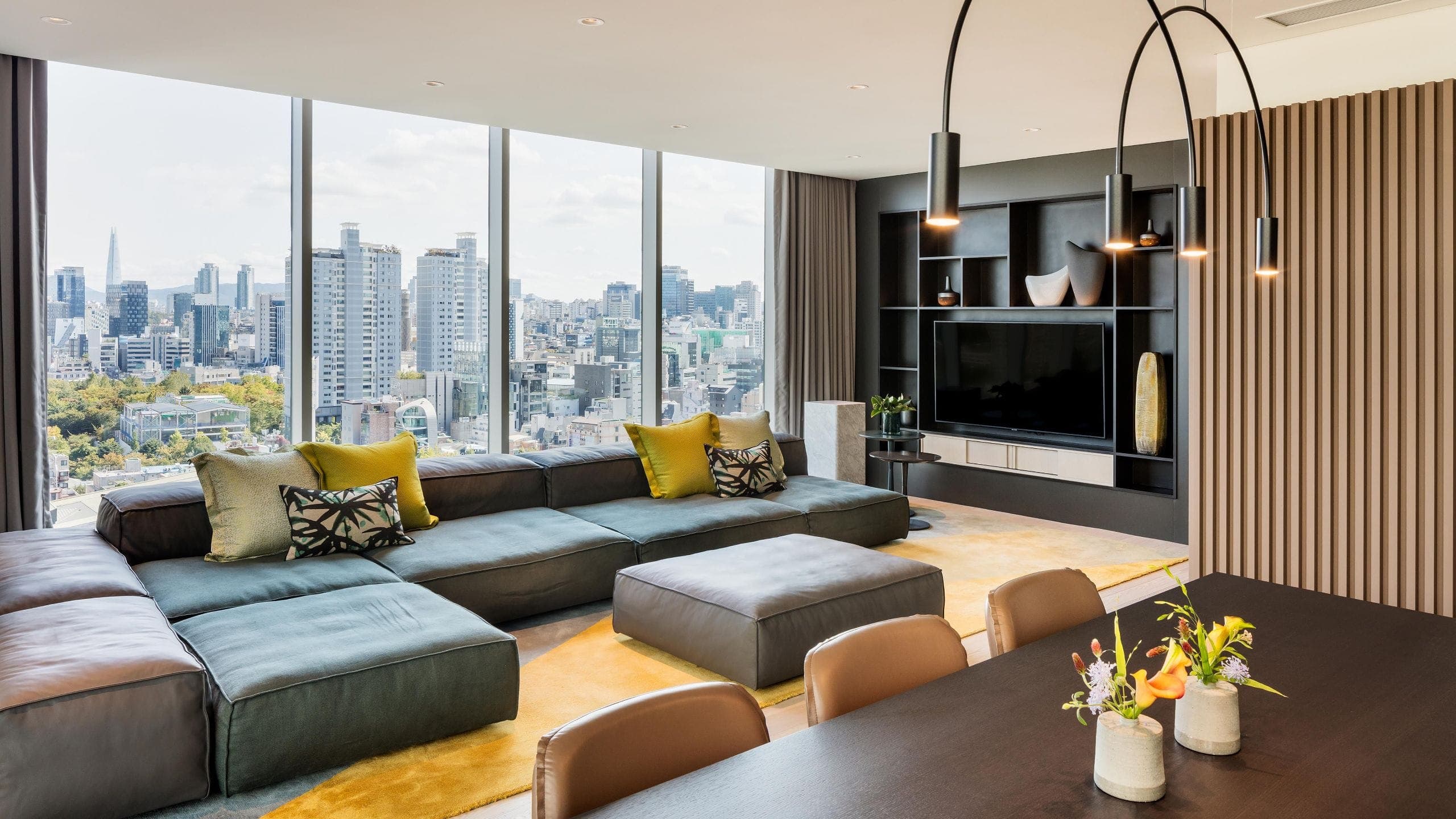 第 2,共 5 Andaz Seoul Gangnam Sky Terrace Suite Living Room