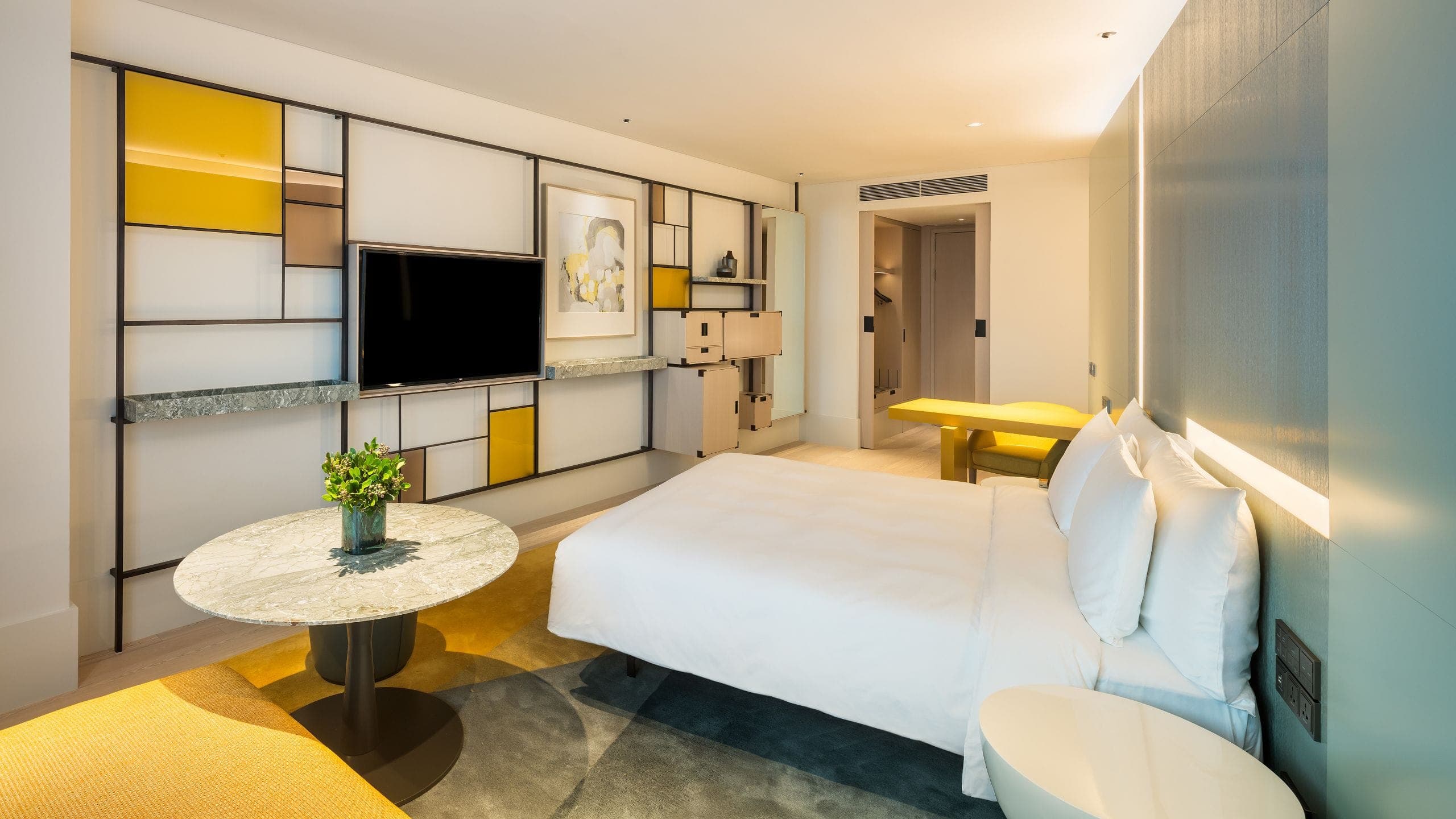 1 of 1 Andaz Seoul Gangnam Deluxe King Bed