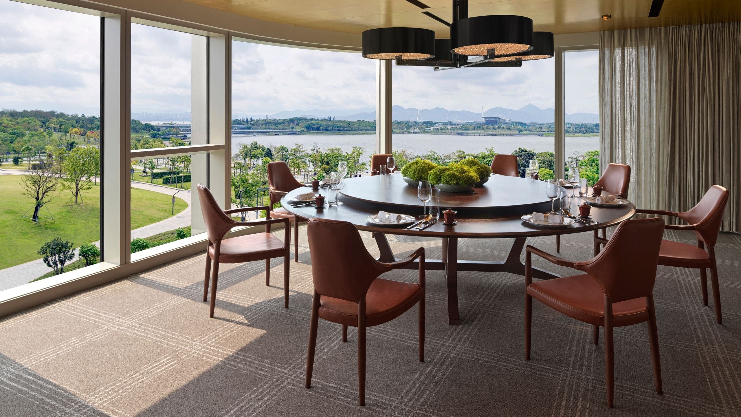 1 of 2 Andaz Shenzhen Bay Studio Corner