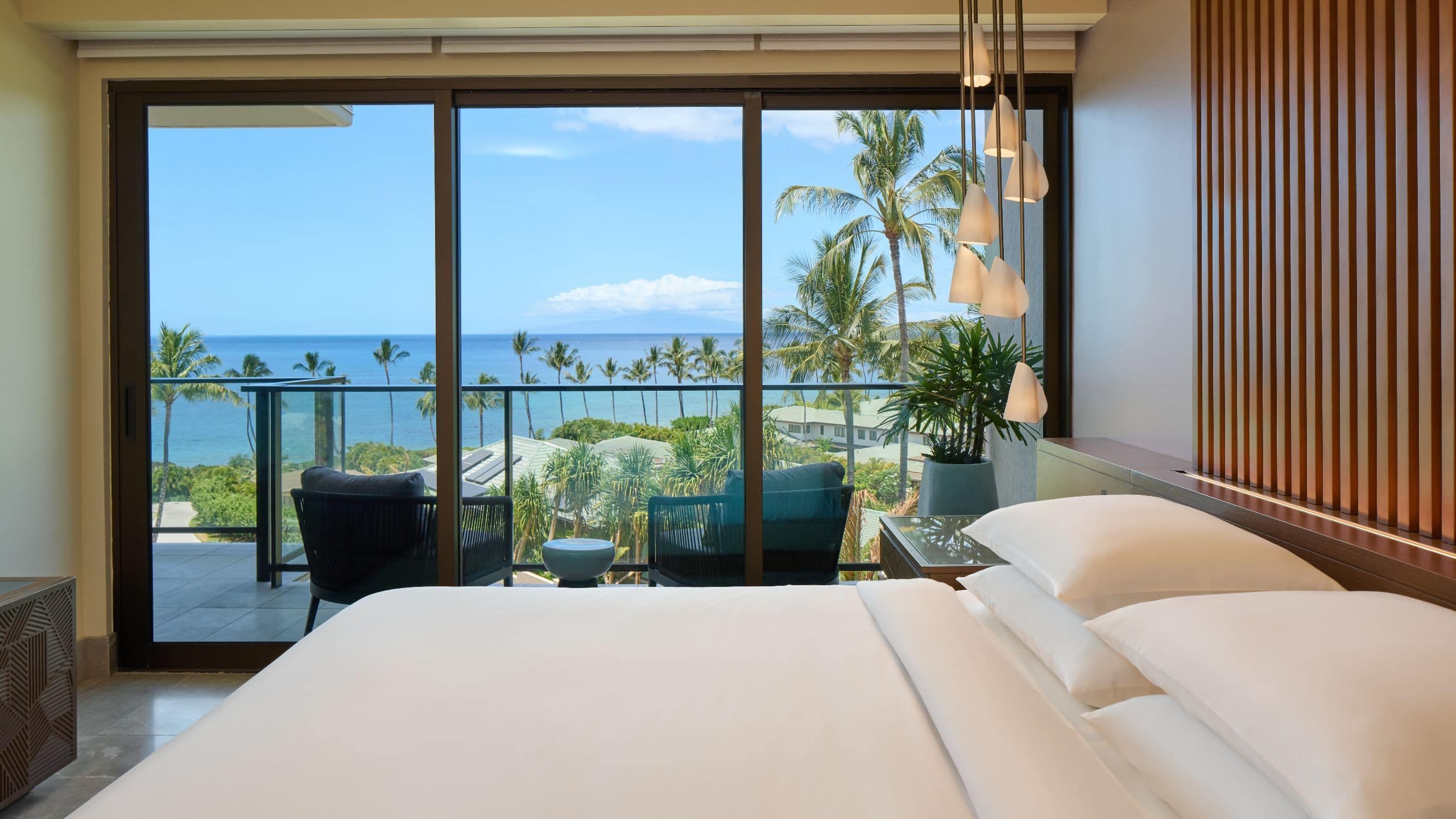 1 de 6 Andaz Maui at Wailea Resort Ilikai Ocean View Master Bedroom
