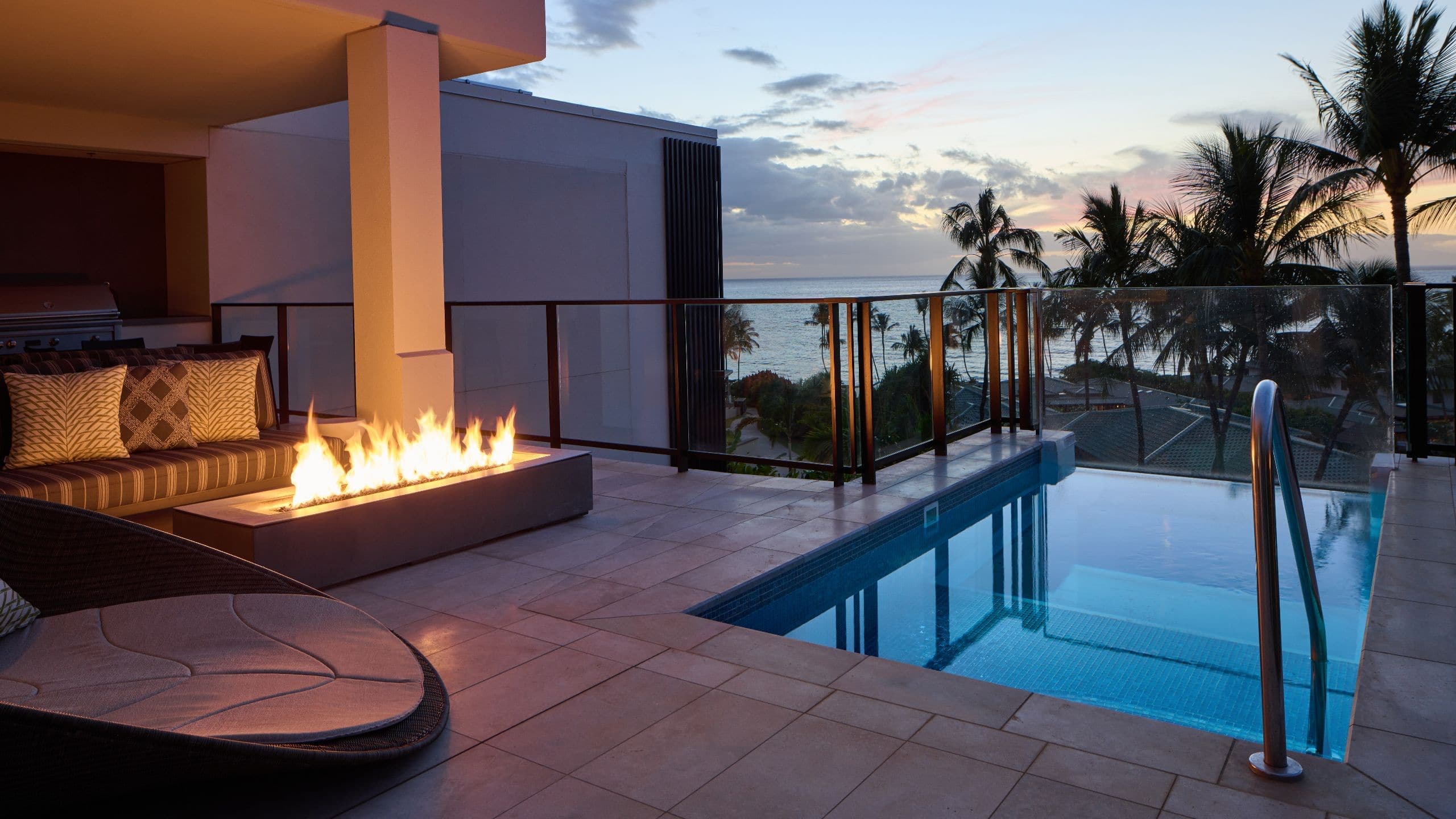 1 de 9 Andaz Maui at Wailea Resort Ilikai Penthouse Sunset Pool