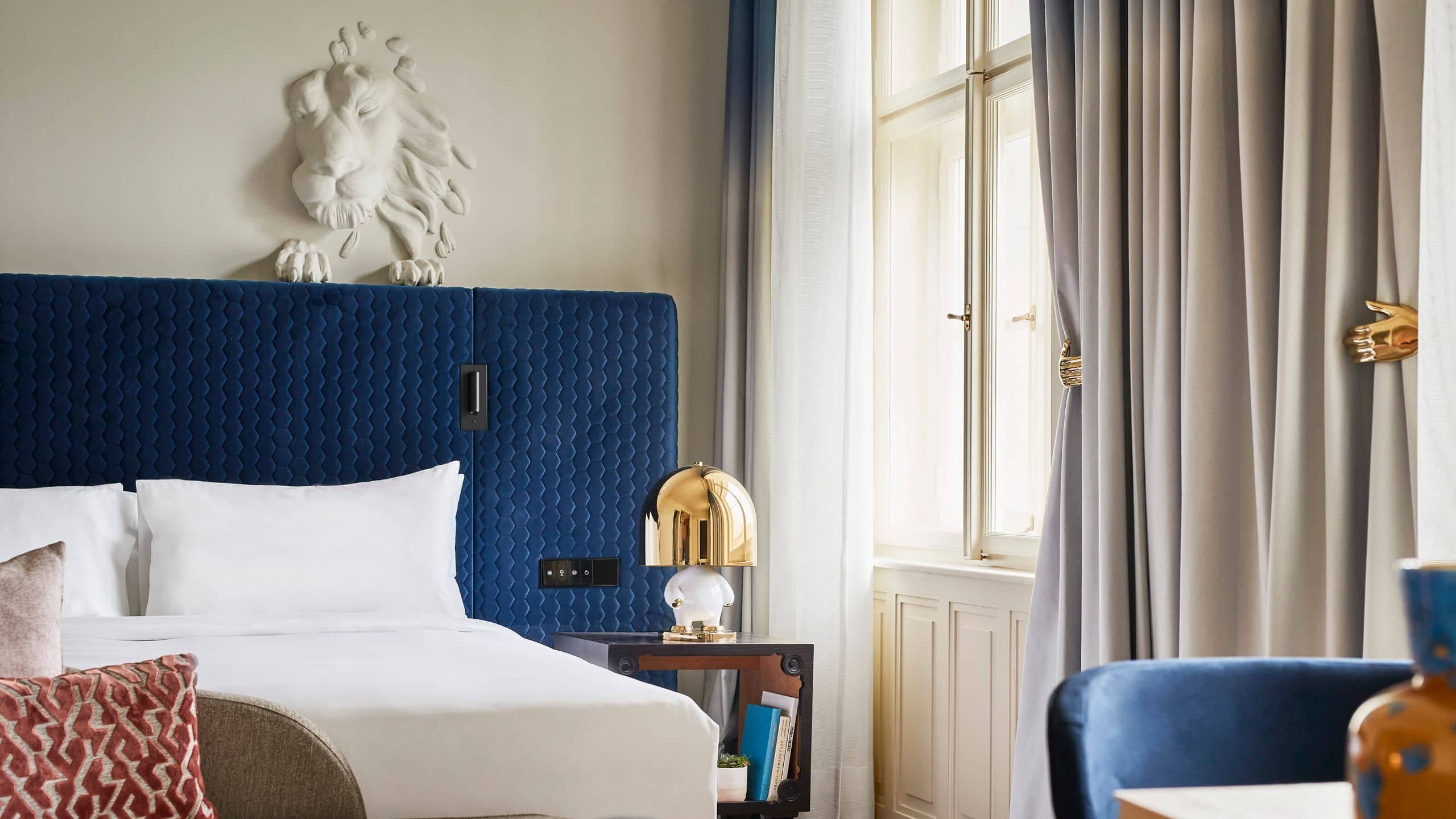 3 von 16 Andaz Prague King Premium Bed