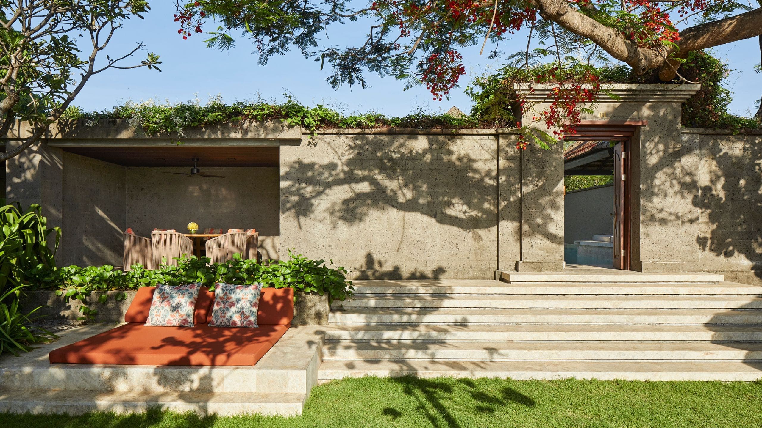 第 6,共 6 Andaz Bali Beach Villa Outdoor Area