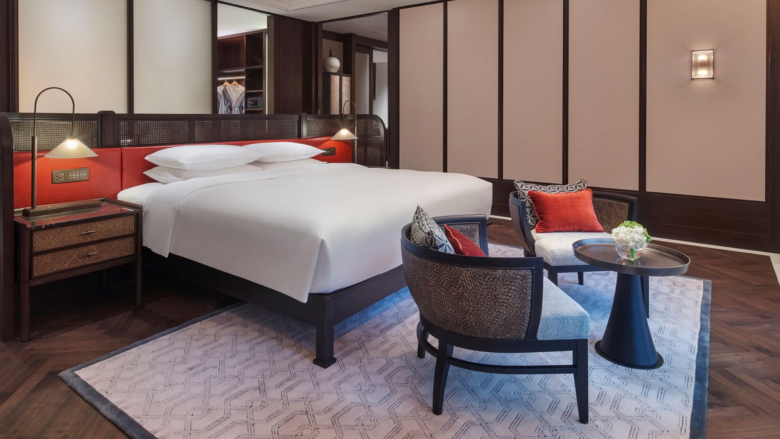 1 из 3 Andaz Xiamen Executive Suite Bedroom