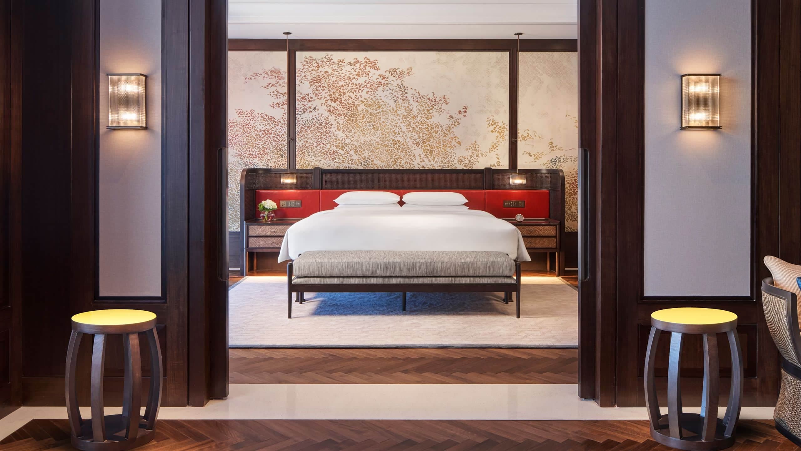 1 из 3 Andaz Xiamen Presidential Suite Bedroom