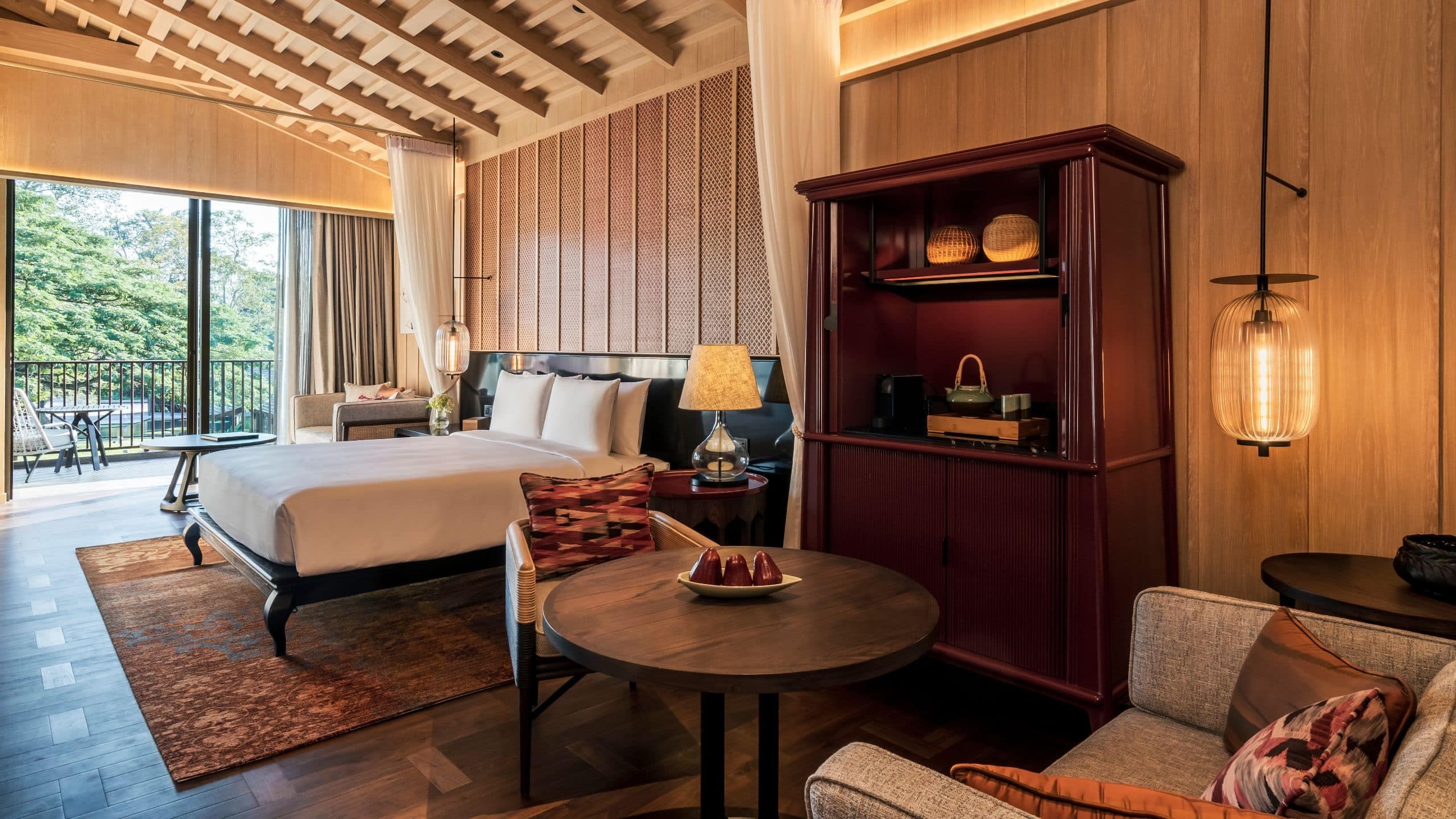 1/4 Andaz Pattaya Jomtien Beach King Bed Roof Garden Guestroom