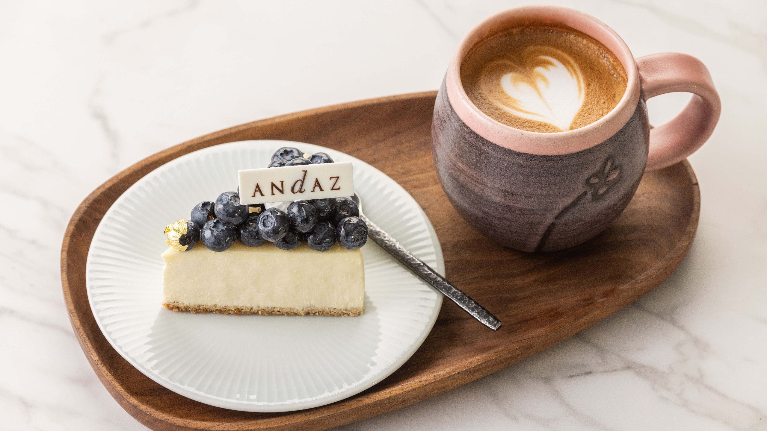 第 3,共 3 Andaz Seoul Gangnam Az Coffee And Blueberry Cake