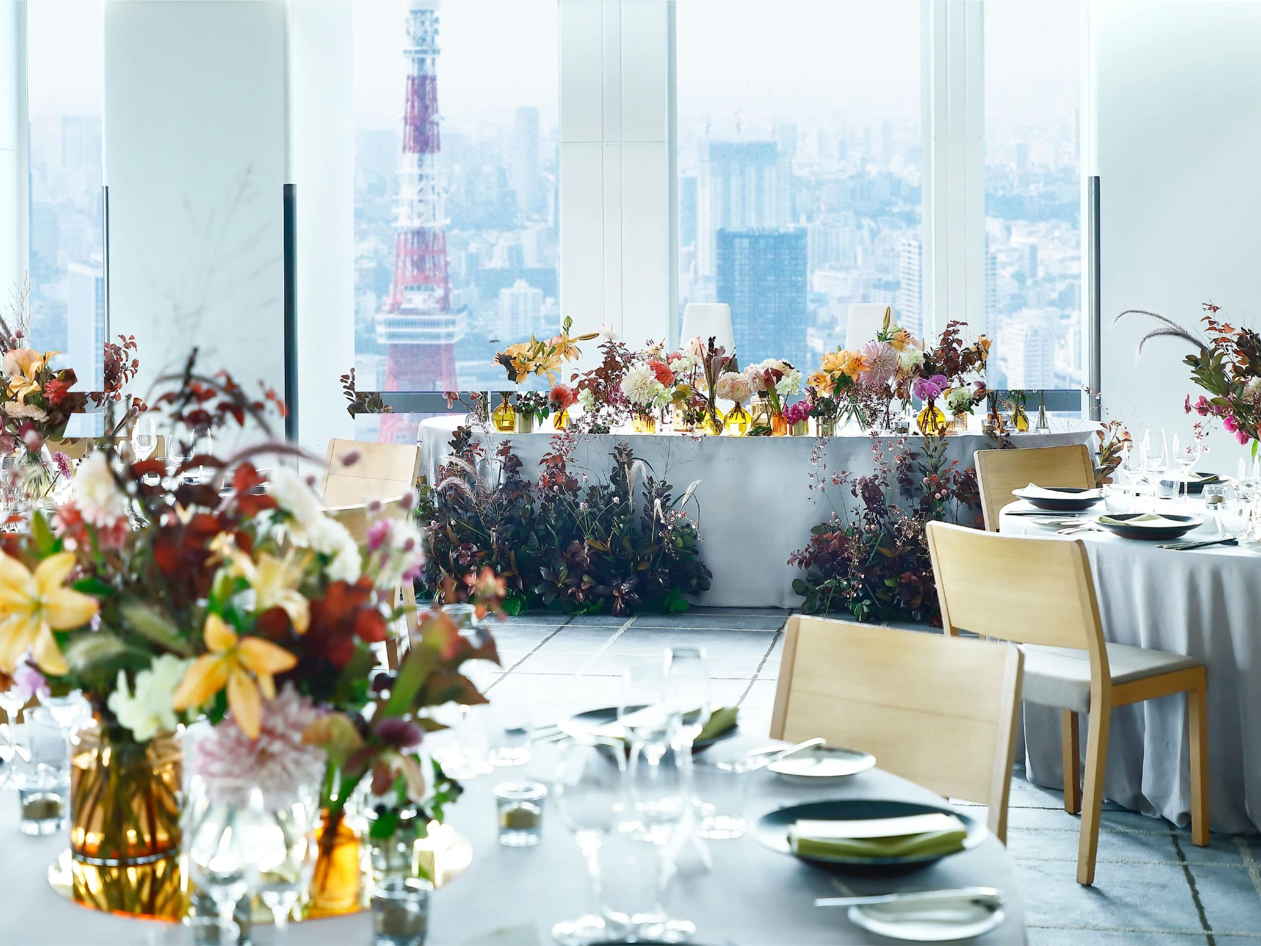 Andaz Tokyo Toranomon Hills Wedding Tokyo Studio Focus Summer Flowers