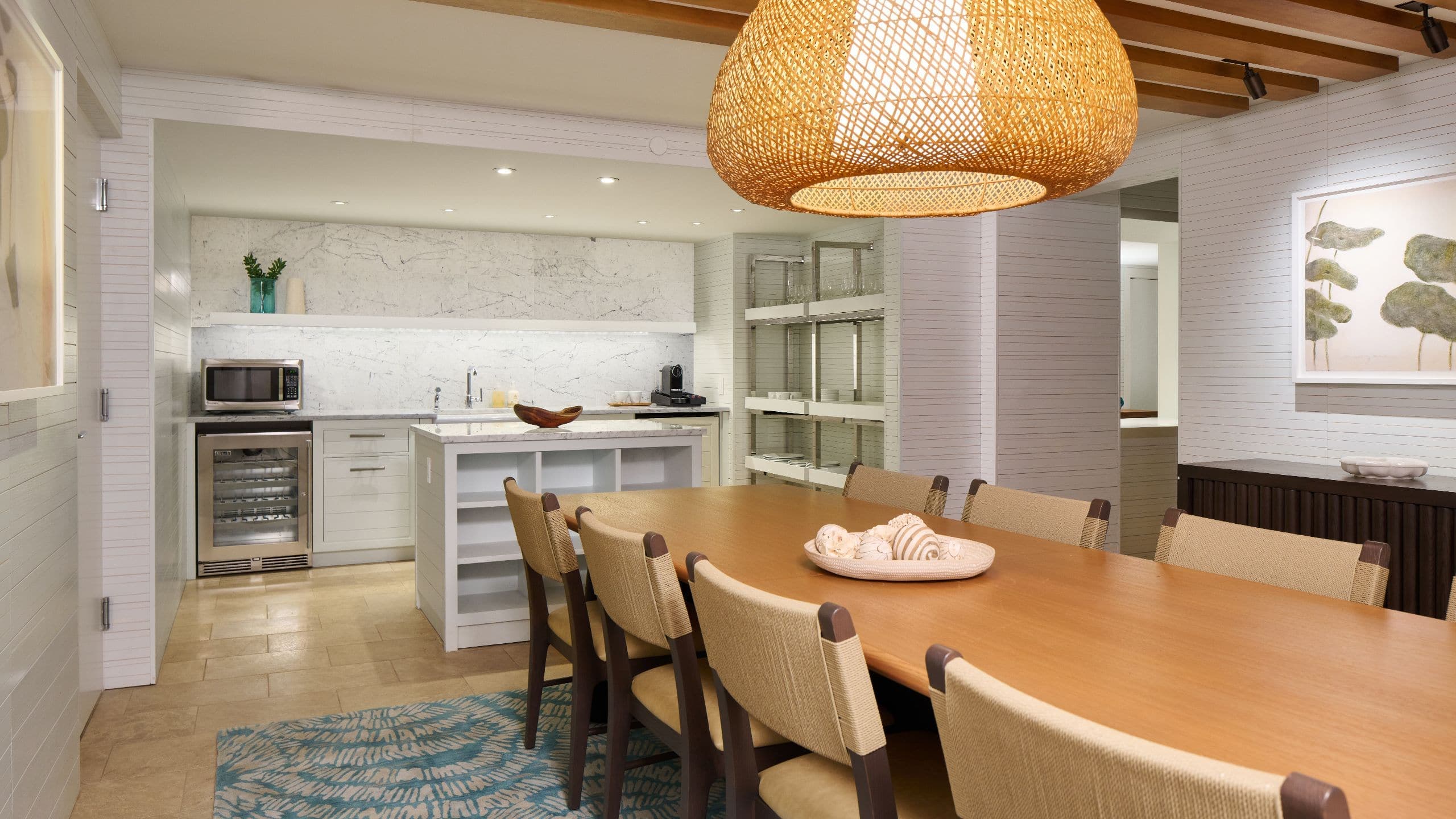 5 de 6 Andaz Maui at Wailea Resort Premier Suite Dining Area