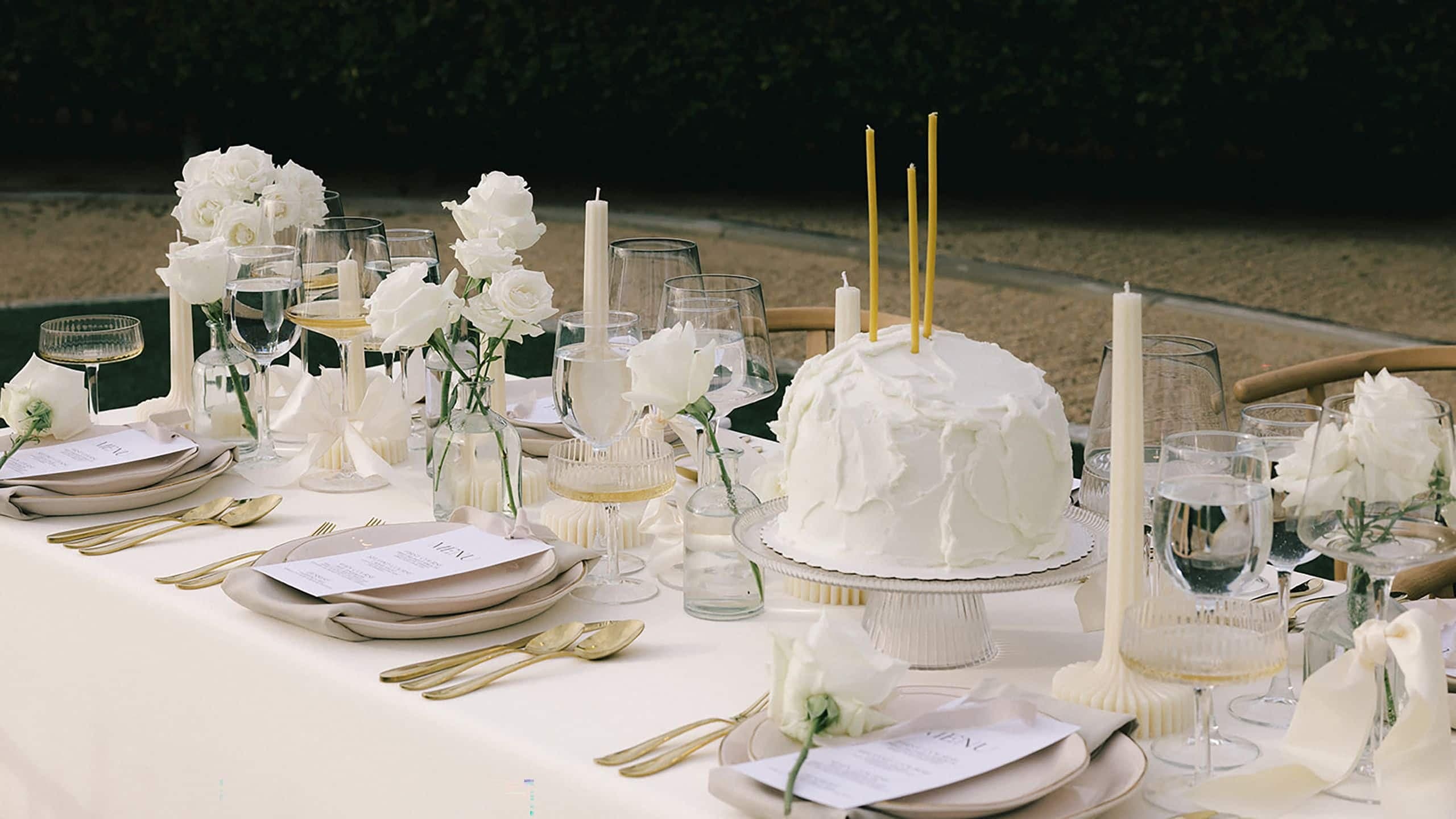 Andaz Scottsdale Resort & Bungalows Wedding Table Cake Setting