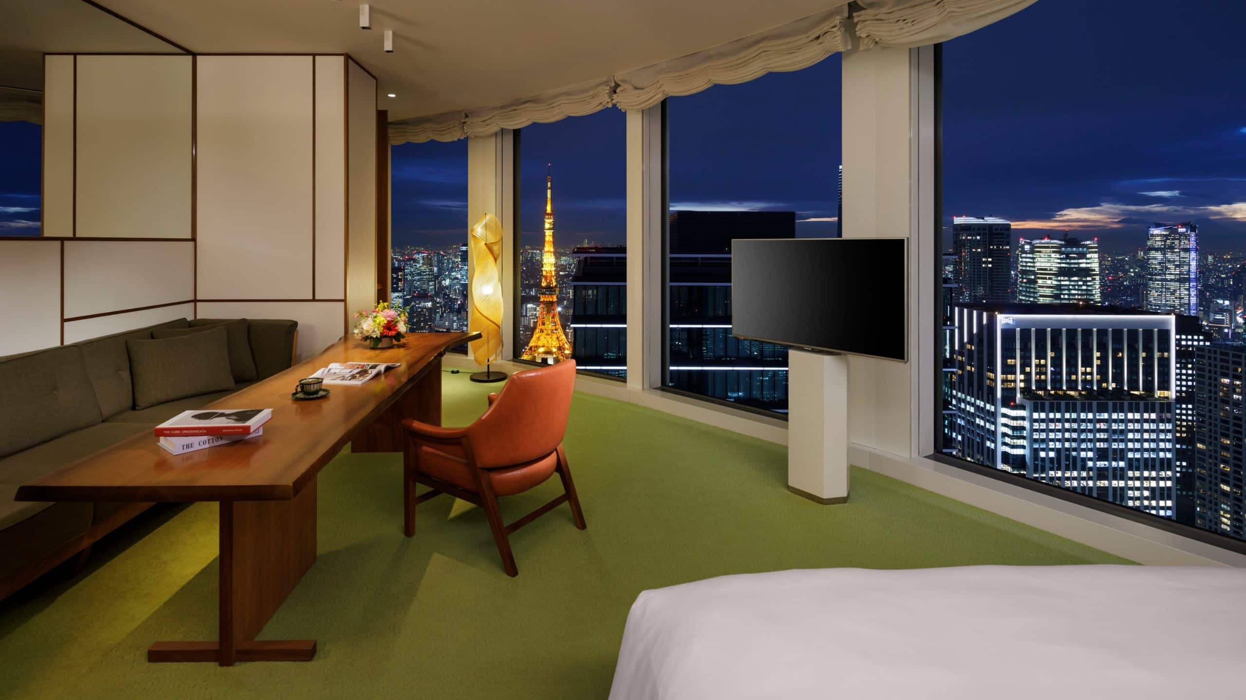 1 из 5 Andaz Tokyo Toranomon Hills Deluxe Tower View Night