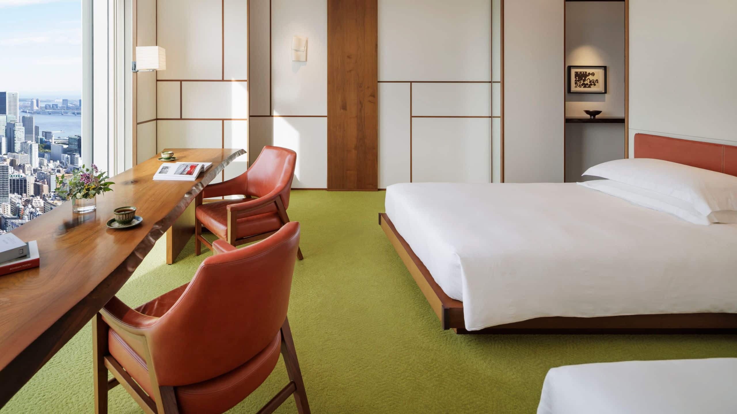 2 из 6 Andaz Tokyo Toranomon Hills Twin Bay View Interior