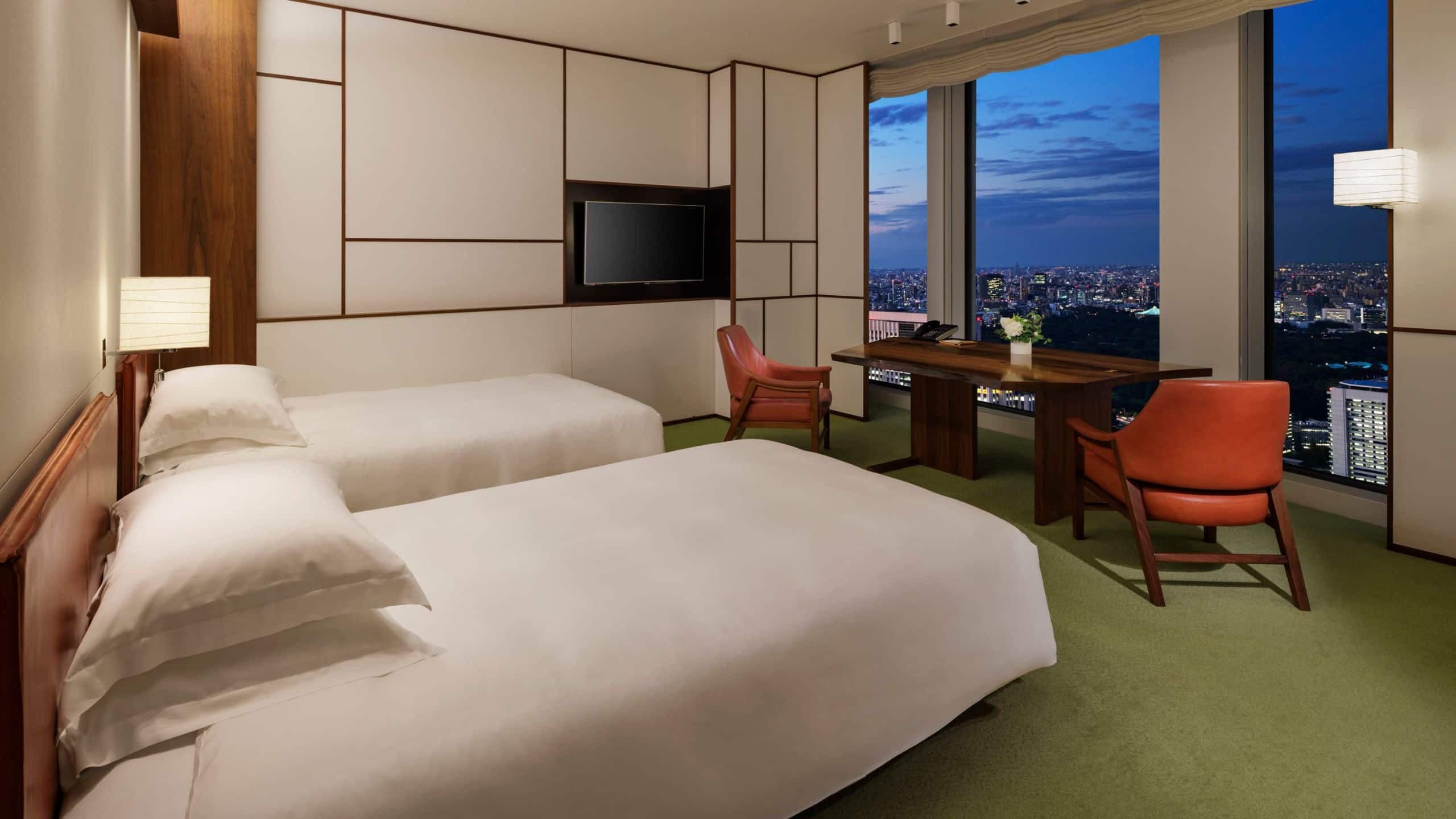 3 из 5 Andaz Tokyo Toranomon Hills Twin Park View Night