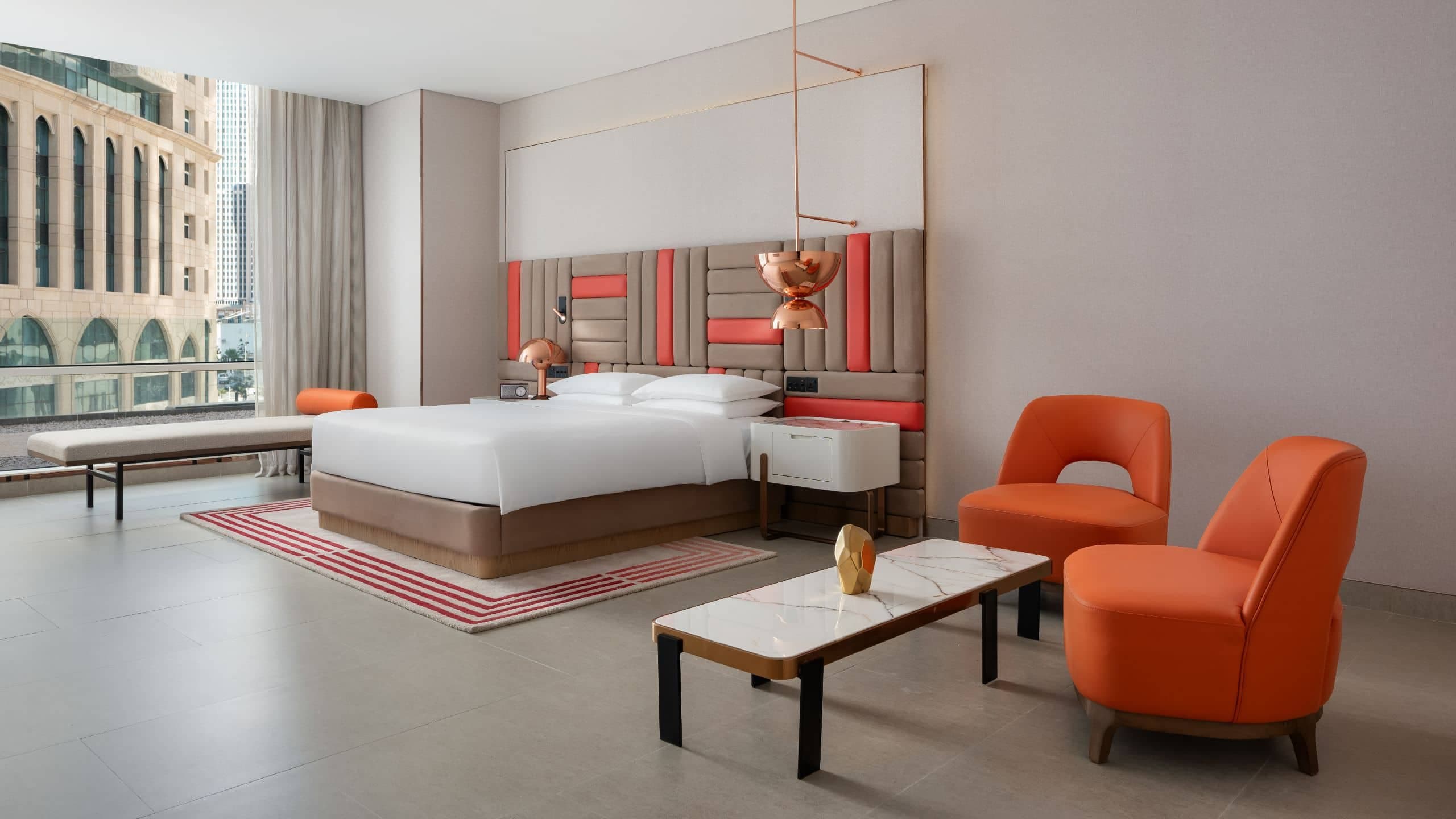 1 von 5 Andaz Doha Residences Three Bedroom Deluxe Master Bedroom