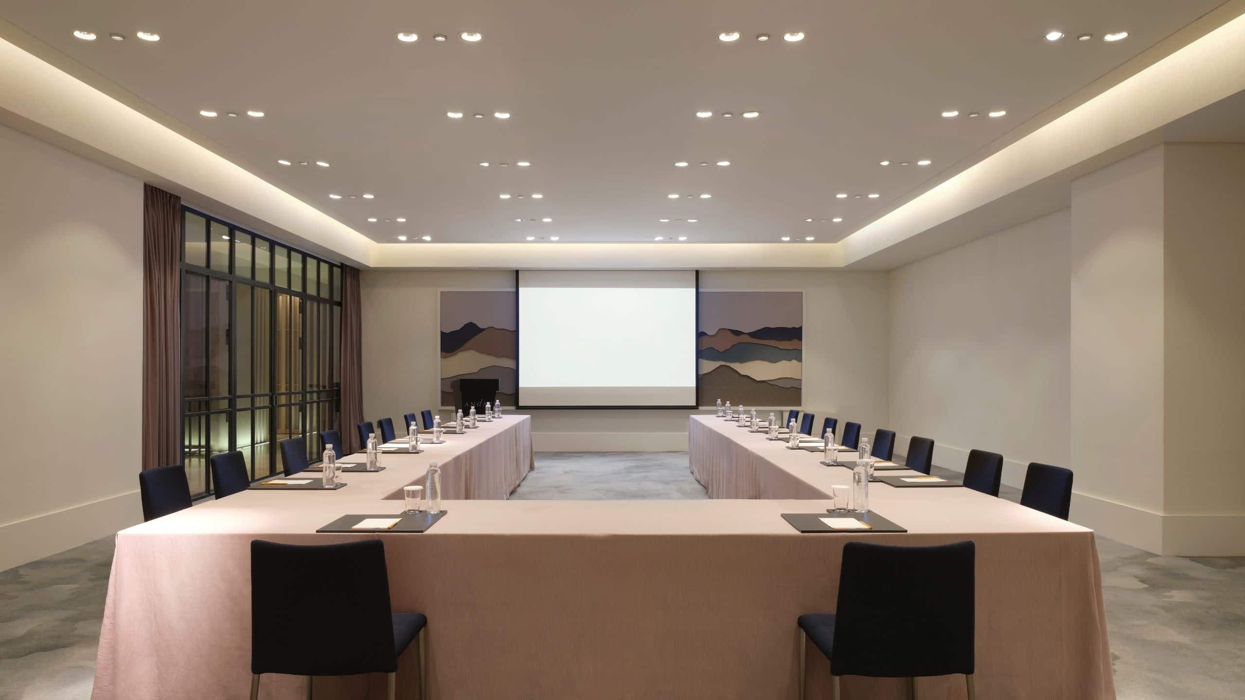 1/2 Andaz Seoul Gangnam Studio Three U Shape