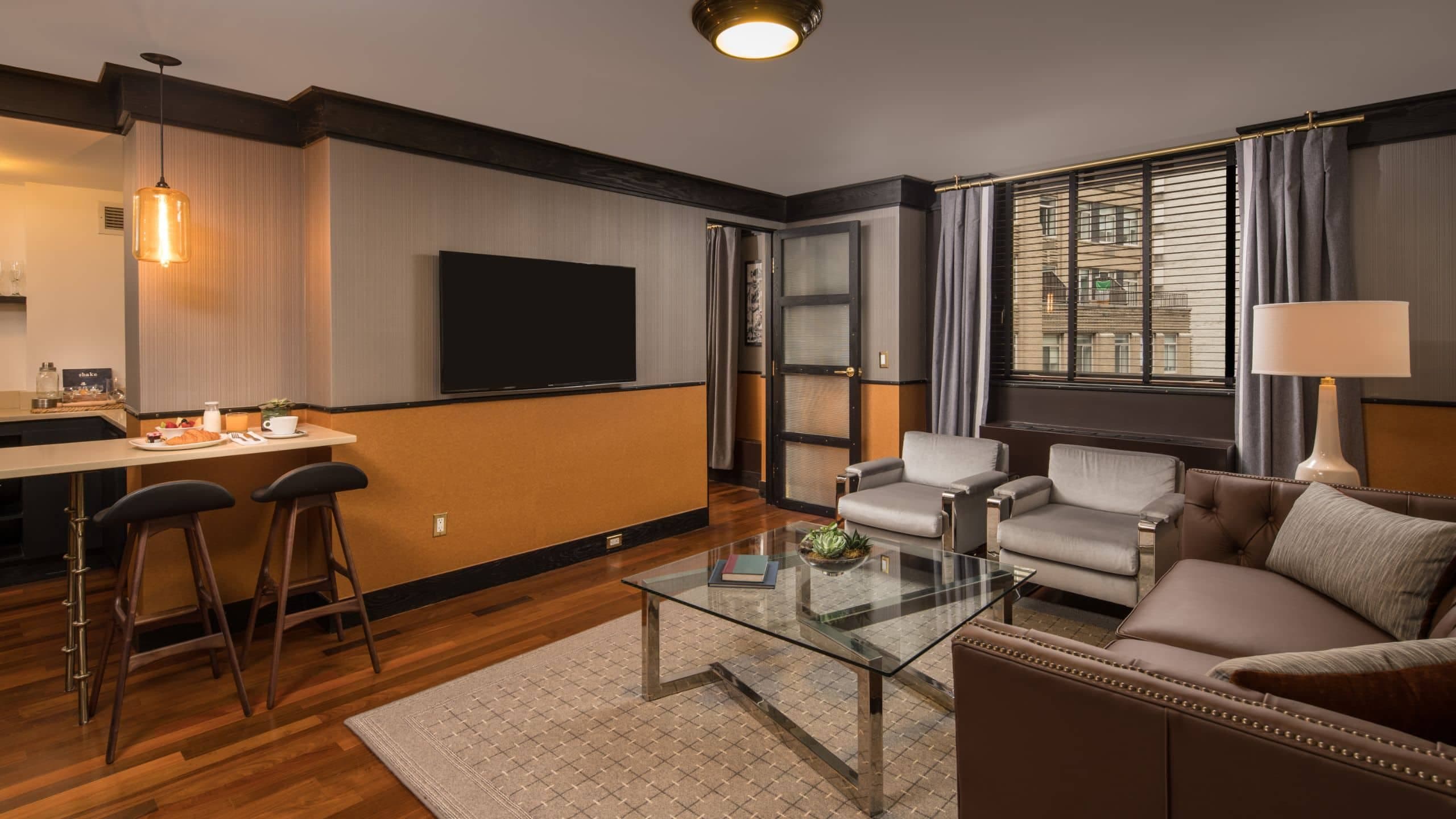 Gild Hall, a Thompson Hotel King Suite