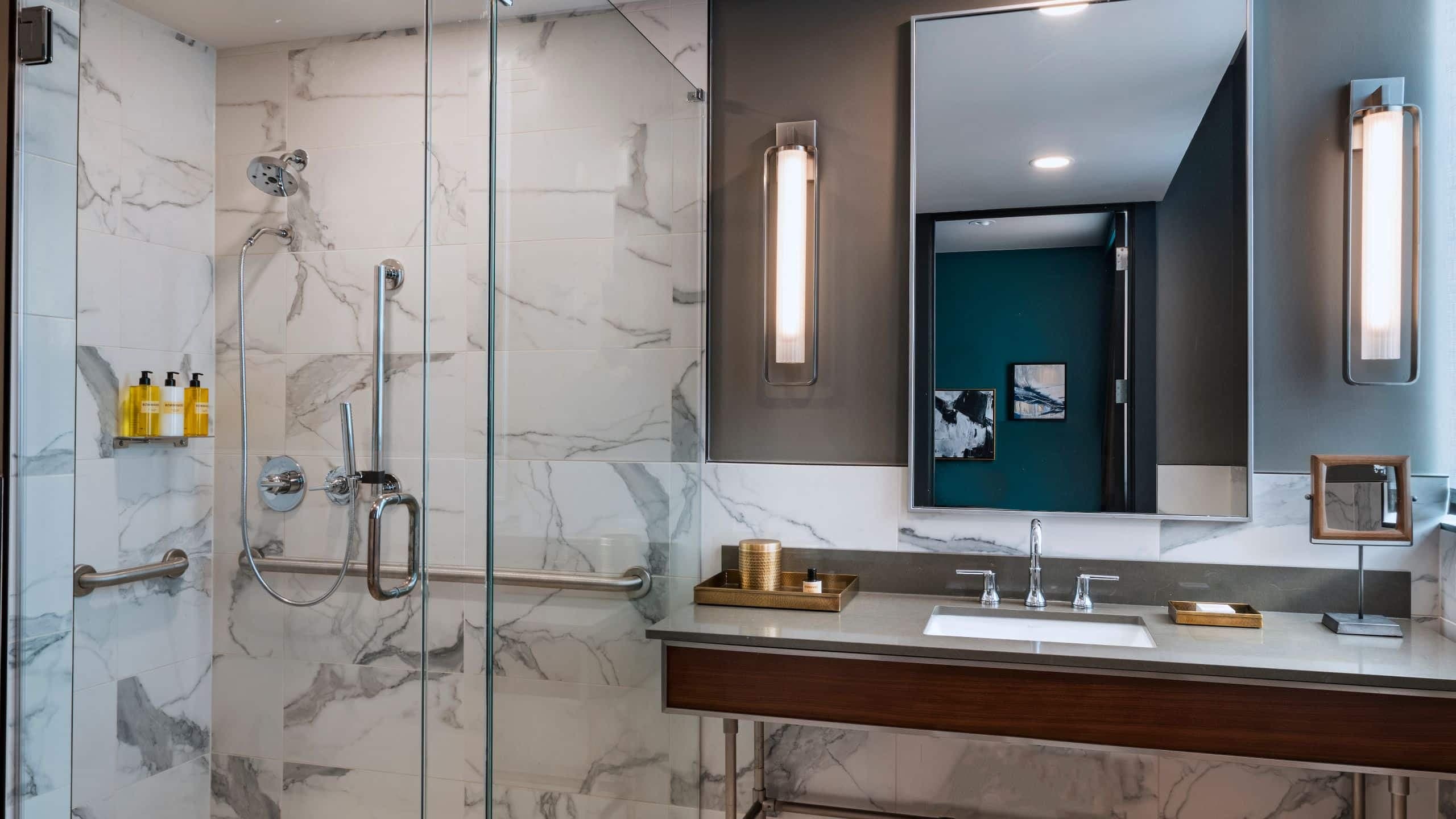 3 of 3 Thompson San Antonio – Riverwalk Ada Roll In Shower