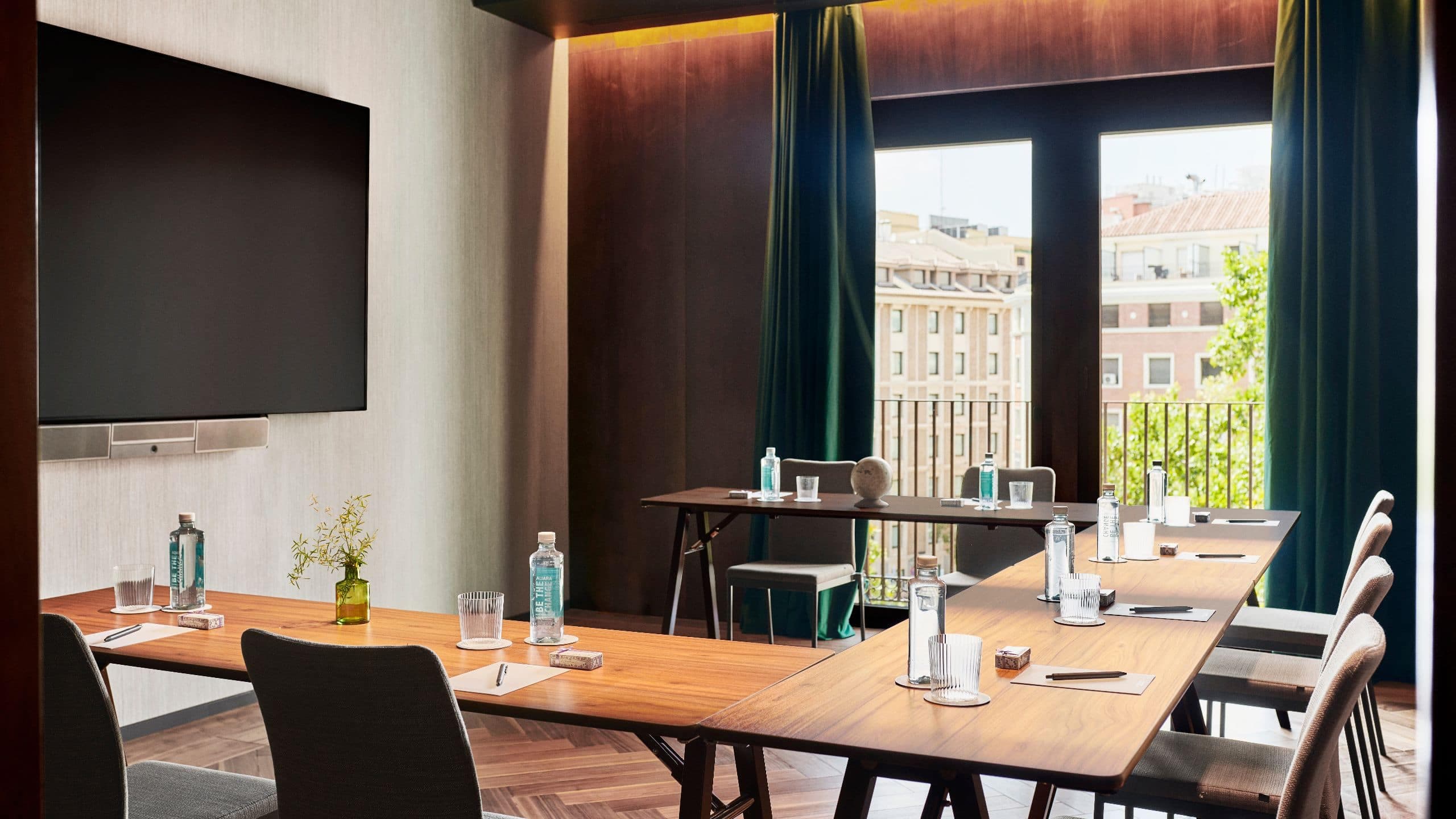 1 of 2 Thompson Madrid Lola U Shape