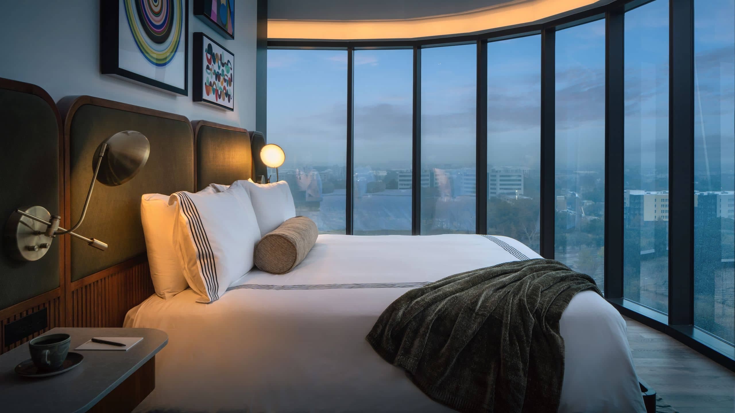 Thompson Houston Panoramic Suite