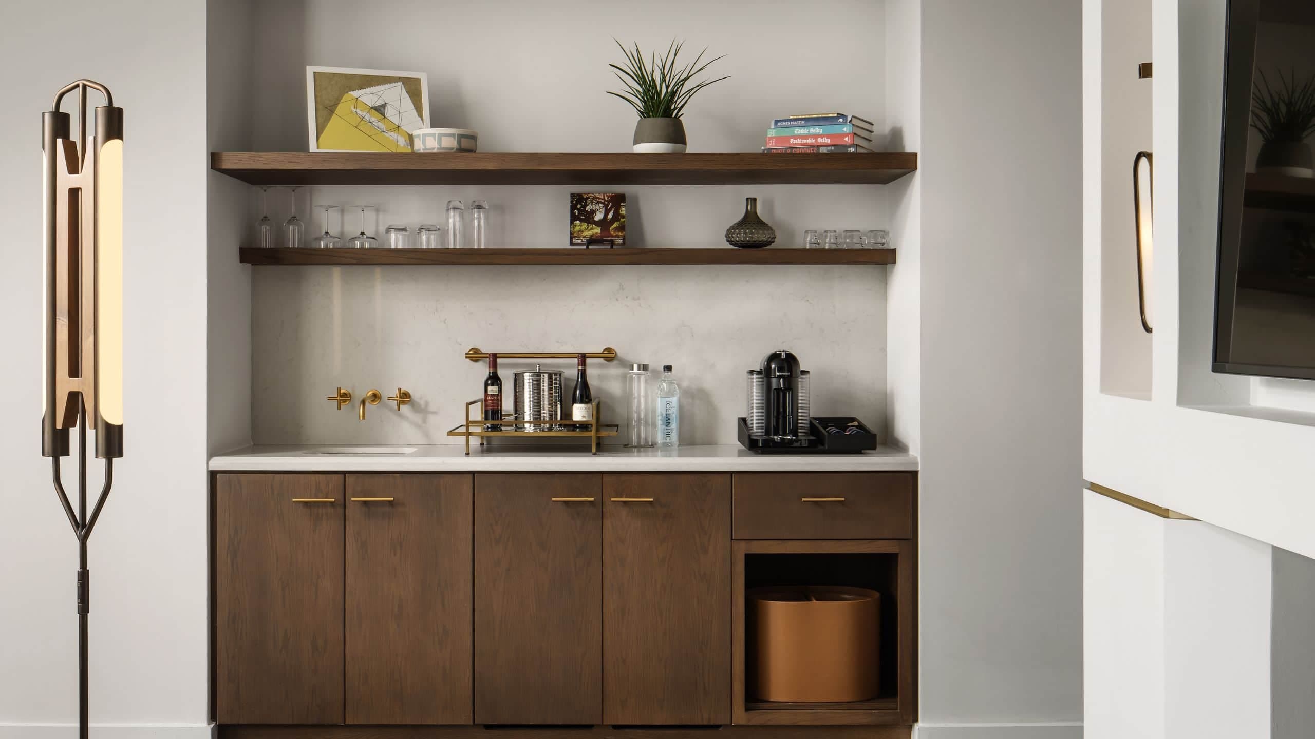 4 de 5 Thompson Nashville Thompson Suite Wet Bar